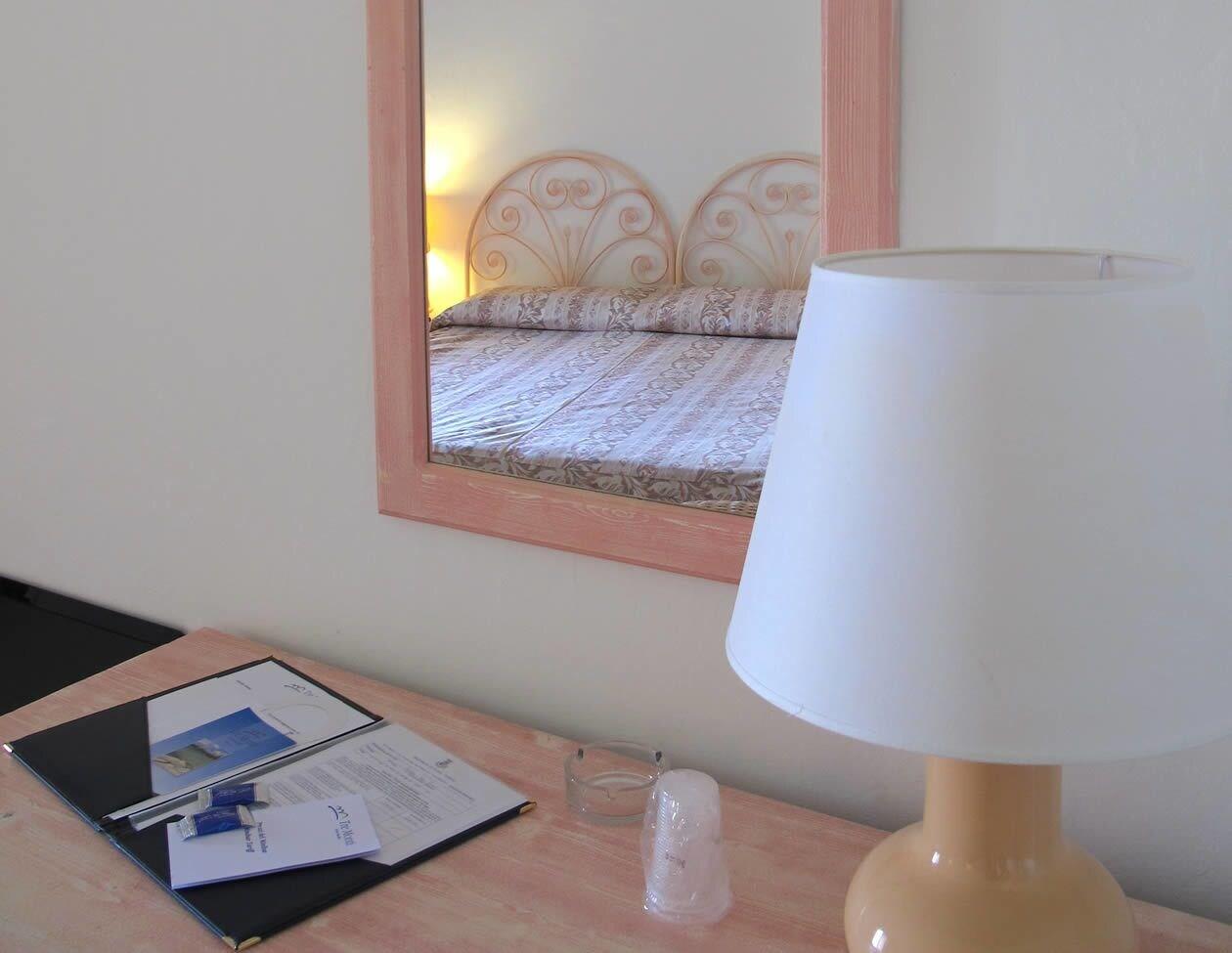 Godo Beach Hotel Baja Sardinia Εξωτερικό φωτογραφία