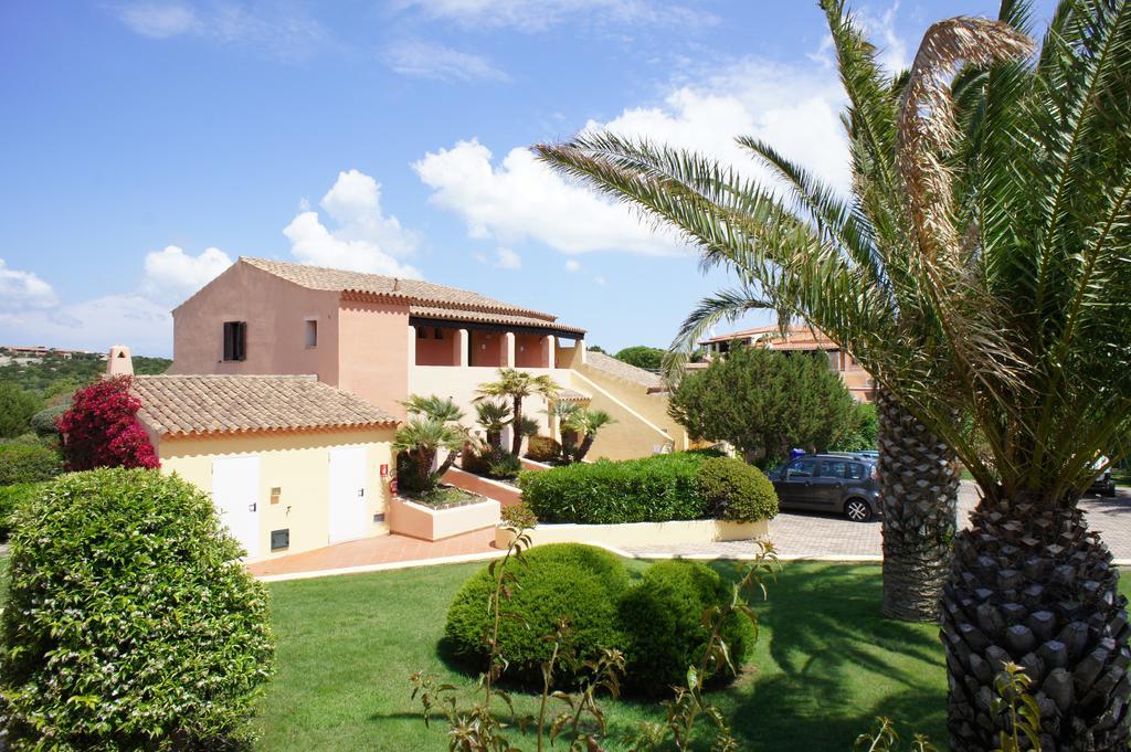 Godo Beach Hotel Baja Sardinia Εξωτερικό φωτογραφία