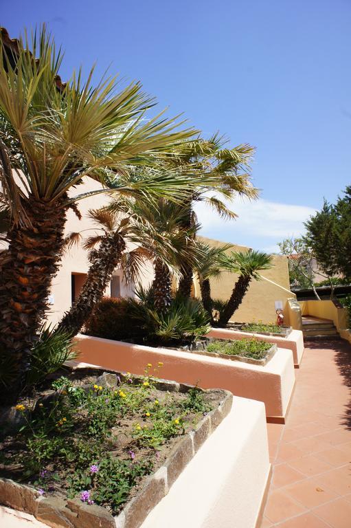 Godo Beach Hotel Baja Sardinia Εξωτερικό φωτογραφία