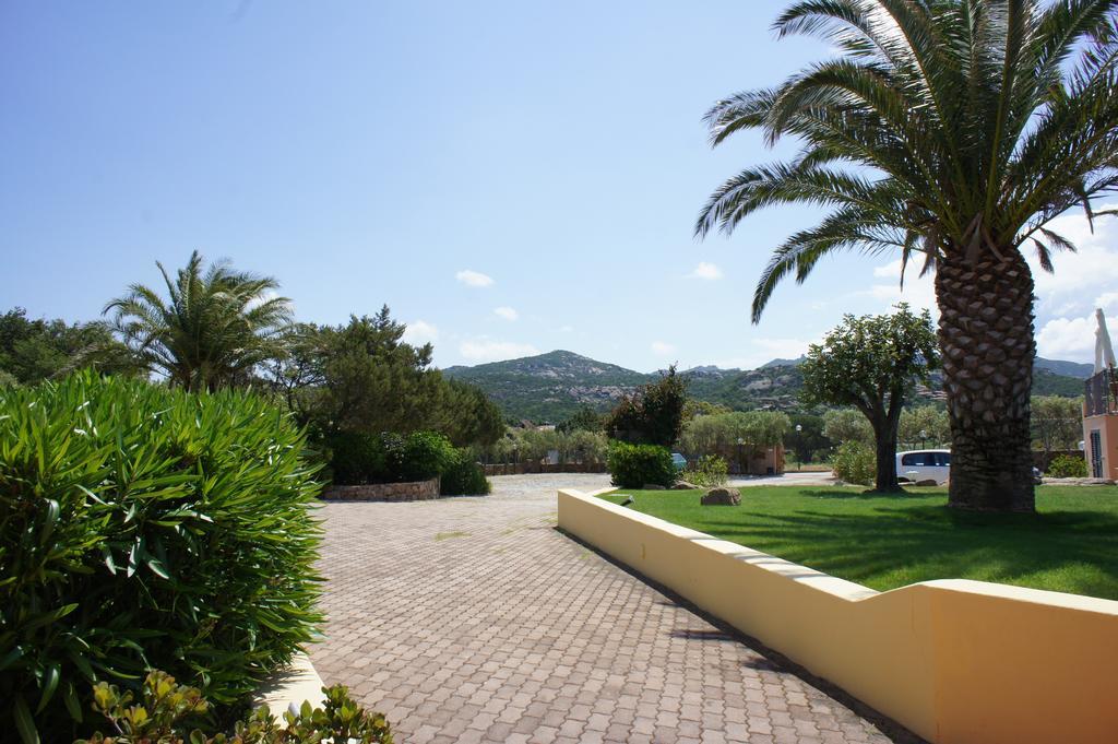 Godo Beach Hotel Baja Sardinia Εξωτερικό φωτογραφία